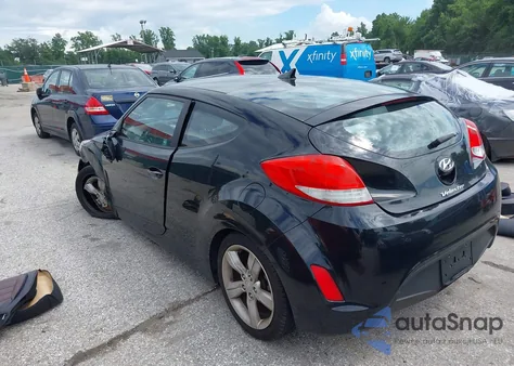 2012 Hyundai Veloster Base W/Gray z USA, uszkodzony, nr VIN KMHTC6AD6CU078431